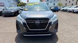 Used 2024 Nissan Kicks SV image 3