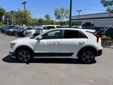 Used 2024 Kia Niro SX image 4
