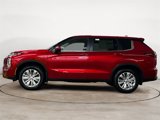 New 2025 Mitsubishi Outlander ES image 4