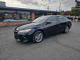 Used 2015 Toyota Camry SE image 2