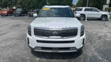 Used 2020 Kia Telluride SX w/ Towing Package image 3