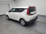 Used 2022 Kia Soul LX image 3