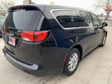 Used 2022 Chrysler Voyager LX image 6