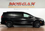 Used 2023 Chrysler Pacifica Limited w/ Uconnect Theater Family Group image 2