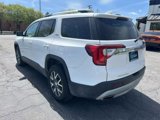 Used 2023 GMC Acadia SLT image 3
