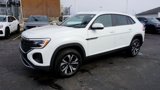 New 2025 Volkswagen Atlas Cross Sport SE image 2