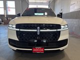 New 2025 Lincoln Navigator Reserve w/ Jet Appearance Package image 4