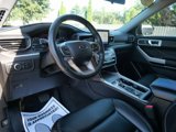 Used 2022 Ford Explorer XLT image 5