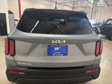 Used 2023 Kia Sorento LX image 5