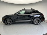 Used 2024 Porsche Macan Turbo image 2