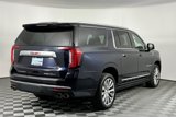 Used 2023 GMC Yukon XL Denali image 4