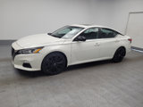 Used 2021 Nissan Altima 2.5 SR w/ SR Premium Package image 2