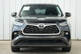 Used 2023 Toyota Highlander XLE image 5