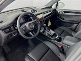 New 2025 Porsche Macan image 4
