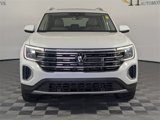 Used 2024 Volkswagen Atlas SEL image 3