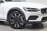 Used 2023 Volvo V60 B5 Cross Country Ultimate w/ Climate Package image 5