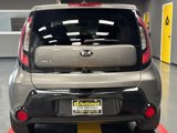 Used 2016 Kia Soul + image 5