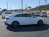 Used 2024 Hyundai Elantra SEL w/ Convenience Package image 4