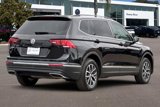 Used 2020 Volkswagen Tiguan SE w/ Panoramic Sunroof Package image 4