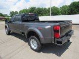 Used 2025 Ford F450 Platinum w/ FX4 Off-Road Package image 3