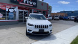 Used 2019 Jeep Cherokee Limited w/ Luxury Group image 2