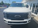New 2025 Ford F250 4x4 Crew Cab Super Duty image 3