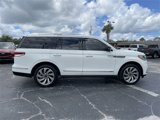 Used 2022 Lincoln Navigator Reserve image 3