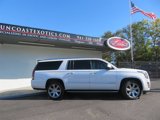 Used 2019 Cadillac Escalade ESV Premium Luxury image 4