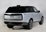 New 2025 Land Rover Range Rover SE image 2
