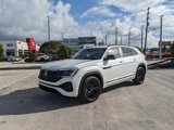 New 2025 Volkswagen Atlas Cross Sport SEL R-Line image 2