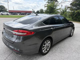 Used 2017 Ford Fusion SE image 6
