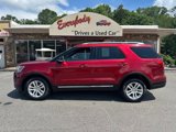 Used 2018 Ford Explorer XLT w/ Equipment Group 202A image 2