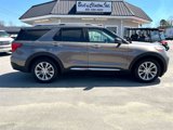 Used 2021 Ford Explorer Limited w/ Equipment Group 301A image 3