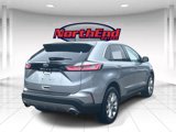 Used 2024 Ford Edge Titanium image 3
