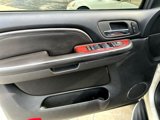 Used 2007 Cadillac Escalade AWD w/ Information Package image 6