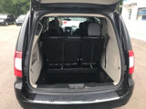 Used 2014 Chrysler Town & Country Touring image 6
