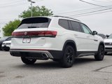 New 2025 Volkswagen Atlas Peak Edition SE image 4