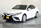 Used 2024 Toyota Camry SE image 3