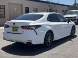 Used 2022 Toyota Camry SE image 5