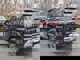 New 2025 Nissan Pathfinder SL w/ SL Premium Package image 3