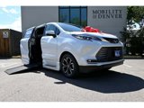 New 2025 Toyota Sienna Platinum image 2