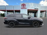 Certified 2024 Toyota Highlander XSE image 2