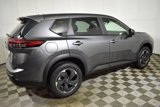 Used 2025 Nissan Rogue SV image 5