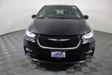 New 2025 Chrysler Pacifica Select image 3