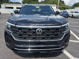 Used 2024 Volkswagen Atlas Cross Sport SEL R-Line image 2