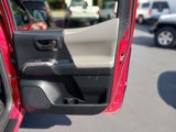 Used 2017 Toyota Tacoma TRD Off-Road image 4