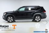 Used 2024 Volkswagen Atlas SE w/ Panoramic Sunroof Package image 2