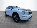 New 2025 Mitsubishi Outlander SE image 3