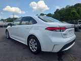 Used 2022 Toyota Corolla LE image 4