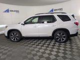 New 2025 Honda Pilot Touring image 2